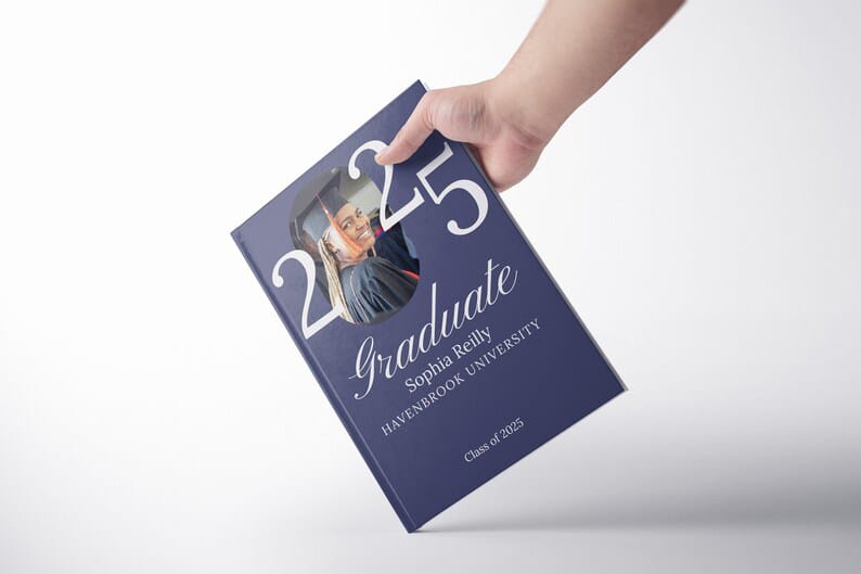 Personalized Graduation Guest Book 2025 – Custom Memory & Advice Journal – Graduation Gift for Him or Her