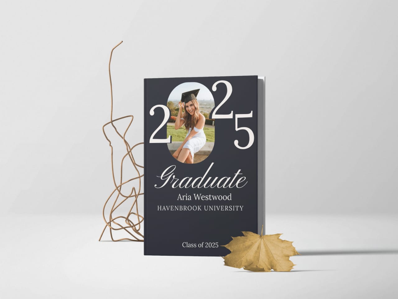 Personalized Graduation Guest Book 2025 – Custom Memory & Advice Journal – Graduation Gift for Him or Her